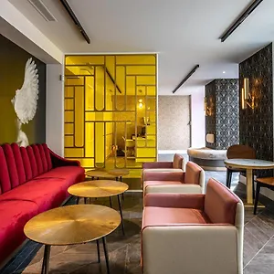 Hotel Nude - Color Vision, Paris