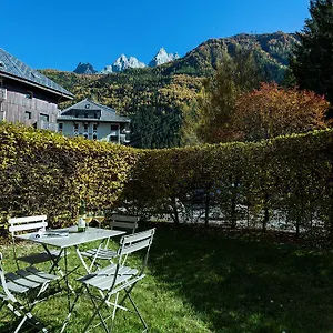 Apartment Triolet Jardin - Garden With Mont Blanc Views