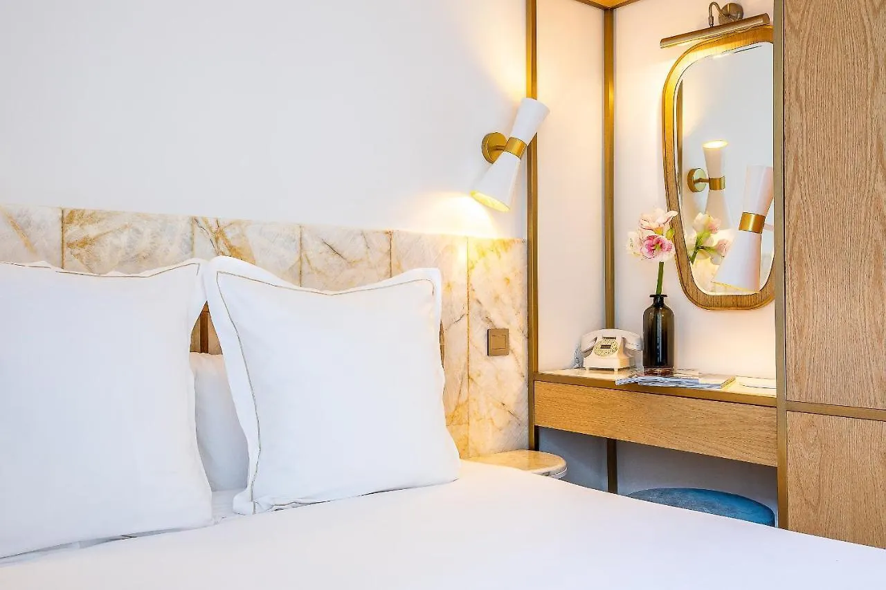 ***  Rose Bourbon Hotel Paris France